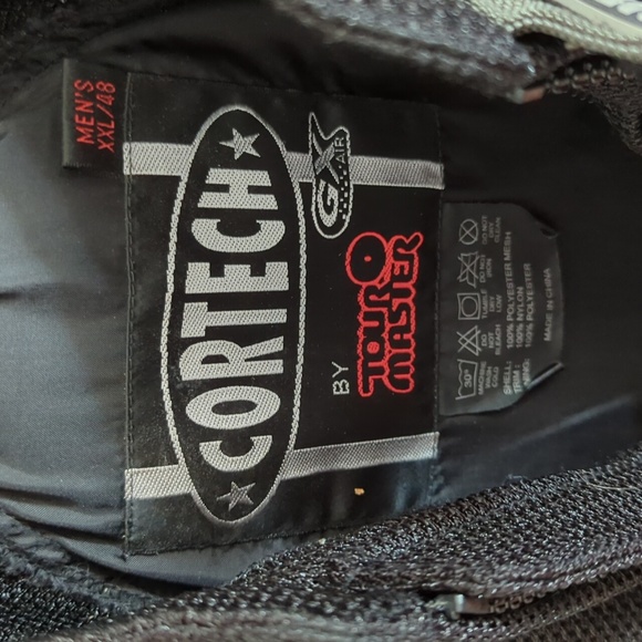 Motorcycle jacket - Picture 2 of 3